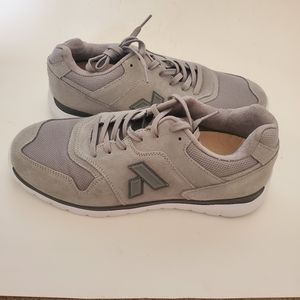 Gray Athletic Men's Shoes